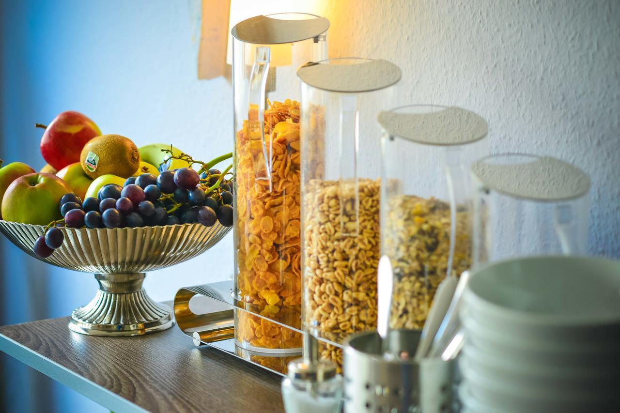 Hotel Suederelbe Hamburg Bagian luar foto